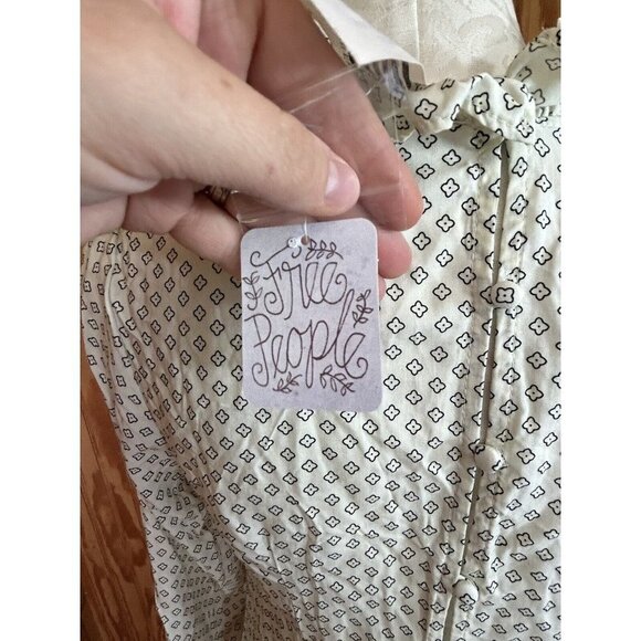 Free People Deep V-Neck Cream Mini Dress Sheer Ruffle Bust Clack Floral NWT M - Picture 8 of 12